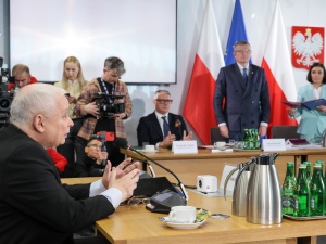 Kompromitacja komisji ds. Pegasusa. Szefowa komisji się tłumaczy