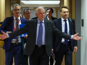 Bruksela: Spotkanie szefów MSZ krajów UE. Tematem przekazanie 5 mld euro dla Ukrainy
