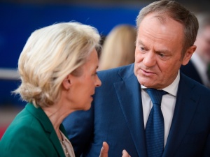 Tusk obiecywał paliwo po 5,19 zł. Wiceminister: Nie mamy bezpośredniego wpływu na ceny