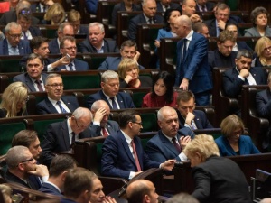 Kazimierz Smoliński ujawnia nam, jakie działania podejmie PiS ws. najazdu służb na domy polityków 