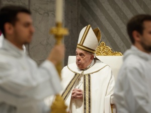 Papież w czasie Mszy Krzyżma: Od swoich pasterzy Pan wymaga miłości i łez dla tych, którzy są daleko