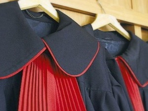 Prokurator regionalny nominował swojego szwagra. Media grzmią: „Rodzina na swoim” 