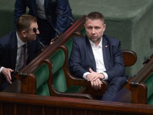 „Zhańbienie munduru”. Wniosek o wotum nieufności wobec ministra Kierwińskiego