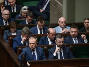 Zbigniew Kuźmiuk: Tusk twierdzi, że ceny benzyny nie zależą od premiera. A co mówił przed wyborami?