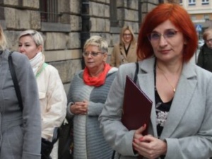 Rozmowy wokół sytuacji pracowników w MOPS i DPS w Legnicy spełzły na niczym