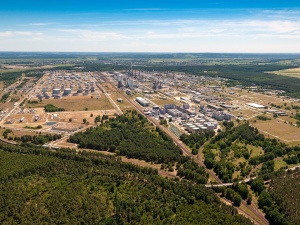 Niemcy kombinują ws. emisji szkodliwych substancji przez rafinerię Schwedt przy granicy z Polską
