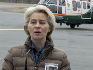 Ursula von der Leyen apeluje do Senatu USA
