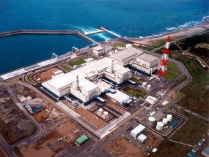 Japonia ponownie uruchamia największą na świecie elektrownię jądrową