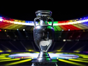 UEFA ugnie się pod naciskiem trenerów? Coraz bliżej ważnej decyzji ws. Euro 2024