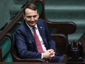 Sikorski nie wyklucza zgody Polski na zmianę traktatów UE. To koniec niezależnej Polski