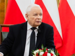 Jarosław Kaczyński stanie przed komisją ds. tzw. afery wizowej. Podano termin