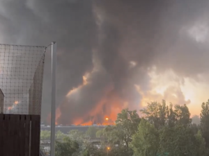 Potężny pożar w Warszawie. Trwa analiza stanu powietrza 