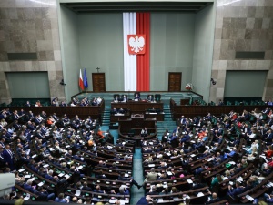 Sejm podjął decyzję ws. ustawy o pomocy obywatelom Ukrainy 