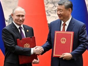 Putin w Chinach: Kreml jest gotowy do negocjacji ws. Ukrainy