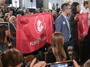 Sejmowe wysłuchanie publiczne ws. aborcji przebiegło burzliwie