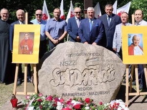 Solidarność pielgrzymowała do Sanktuarium Najświętszego Sakramentu i Męki Pańskiej w Głotowie