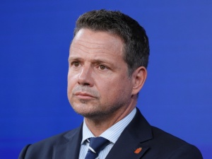 Ważą się losy zarobków Trzaskowskiego. Dziś radni zdecydują o jego pensji
