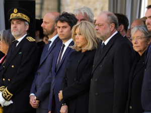 Premier Francji o pakcie migracyjnym. „Udało nam się wymusić na krajach wschodnich podpis dokumentu”