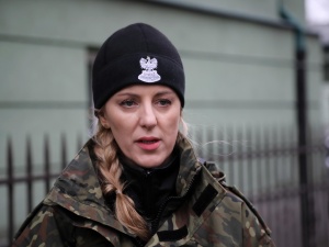 Lżona podczas ataku na granicę z Białorusią kpt. Anna Michalska wygrała w sądzie z aktywistą