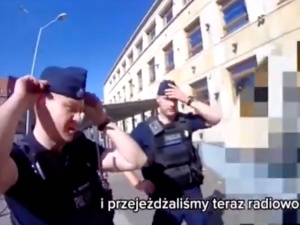 Seniorka wyrzuciła do śmietnika 50 tys. zł. Policja publikuje nagranie i ostrzega