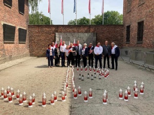 Pierwszy Transport [Polaków] do Auschwitz. Trzeba dać świadectwo