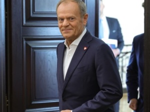 „Trzymajcie się dzielnie”. Tusk zwrócił się do ministrów, po czym… wyszedł z sali