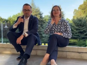 Posłowie PiS i Razem łączą siły. „Rozwój Polski nie ma barw politycznych”