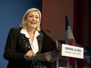 Sukces partii Marine Le Pen. Jednoznaczny sondaż