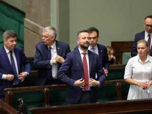 Zmiany w szkołach. Minister Nowacka podpisała rozporządzenia 