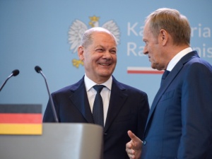 „Rekonstrukcja mokradeł”. Tusk chwali się „konkretami” po konsultacjach z Scholzem