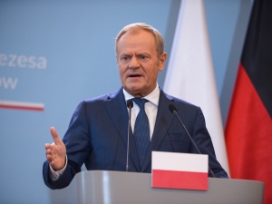 TVP opublikowało artykuł krytyczny wobec Tuska. Szybko go „naprawiono”