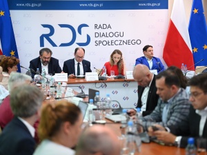 Nie ma porozumienia w sprawie wzrostu minimalnego wynagrodzenia oraz płac w budżetówce
