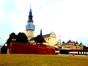 Nieprzemijający fenomen pielgrzymowania na Jasną Górę 