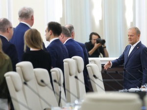 Marcin Bąk: Rządzą nami kabareciarze mimo woli i nie ma powodu do śmiechu