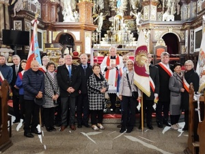 Relikwie księdza Jerzego dotarły do świdnickiej katedry