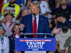 Trump uderza w UE: Będą musieli zapłacić