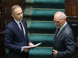 Awantura w Sejmie. Tomczyk obraża Macierewicza
