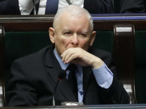 Zacięta walka o pozycję lidera. Zobacz najnowszy sondaż