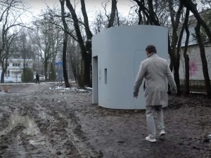 Tak od wewnątrz wygląda słynna warszawska toaleta za 650 tys. złotych [WIDEO]