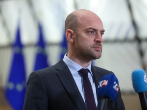 Szef MSZ Francji wyraził chęć pomocy Danii. Chodzi o spór ws. Grenlandii