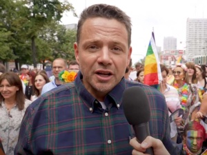 Warszawa wydała na środowiska LGBT więcej niż na Policję? Szokujące ustalenia posłów