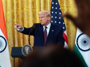 Ekspert: Trump chce, by Europa wydawała więcej na obronność, ale nie wycofuje zaangażowania