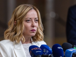 Sąd Najwyższy we Włoszech nakazuje odszkodowania dla migrantów. Meloni ostro reaguje