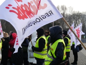 Elbląska Solidarność apeluje do biznesu. Chodzi o zwolnionych pracowników Plati