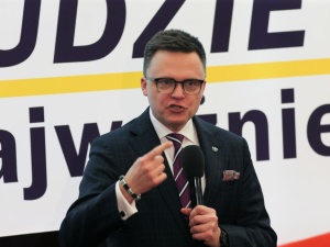Hołownia chce utrudnić wyjście z UE. Projekt jest już w Sejmie