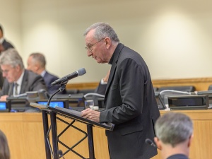 Kard. Parolin o Franciszku: przedstawiamy mu tylko najważniejsze kwestie, by go nie męczyć