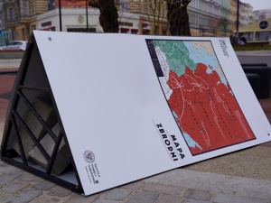 W Szczecinie zdewastowano wystawę katyńską