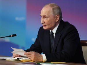 Putin sugeruje zarząd tymczasowy dla Ukrainy. Biały Dom reaguje