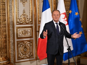 Gorące komentarze po ogłoszeniu przez Tuska wielkiego marszu patriotów: Tusk upada