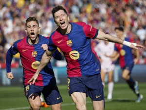 Niesamowita gra Lewandowskiego. Polak bohaterem Barcelony